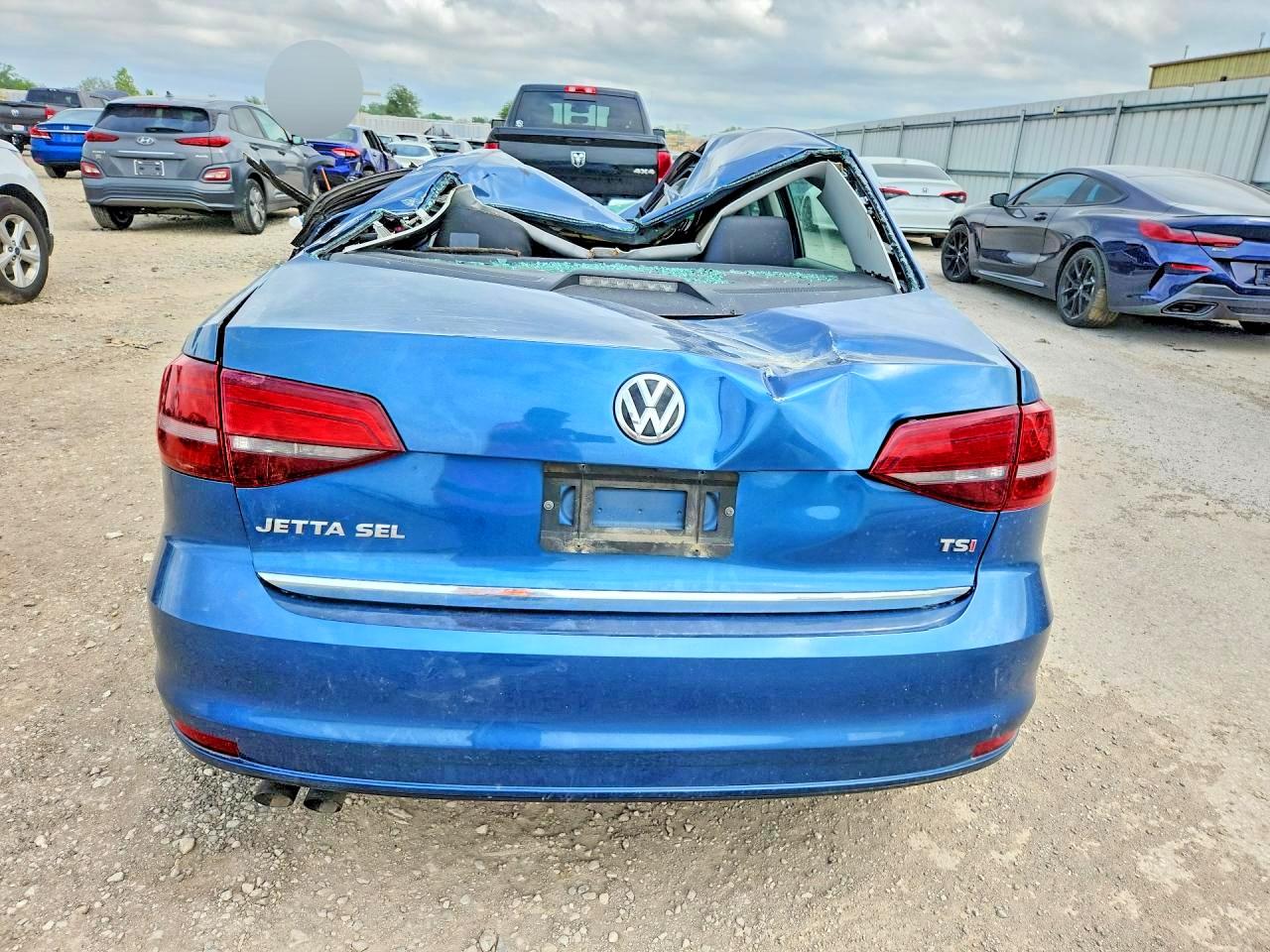 2017 VOLKSWAGEN JETTA SEL photo 6