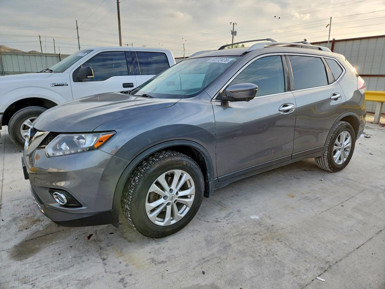 2016 NISSAN ROGUE