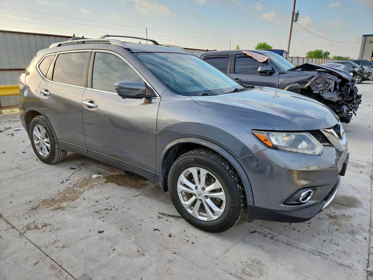 2016 NISSAN ROGUE SV photo 7