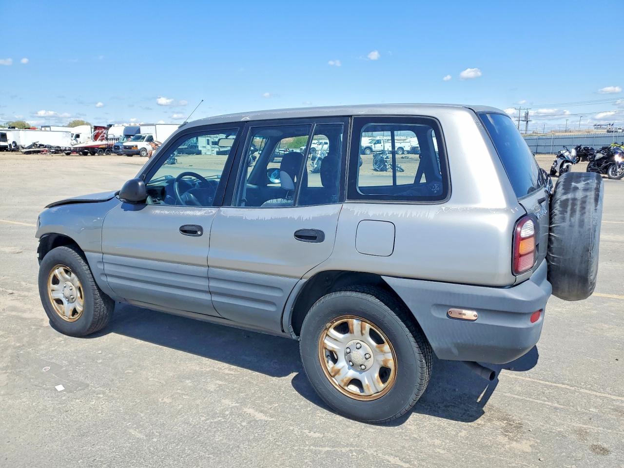 1999 TOYOTA RAV4 photo 3
