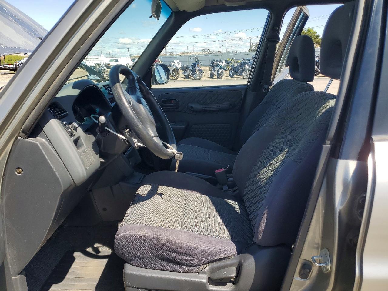 1999 TOYOTA RAV4 photo 13