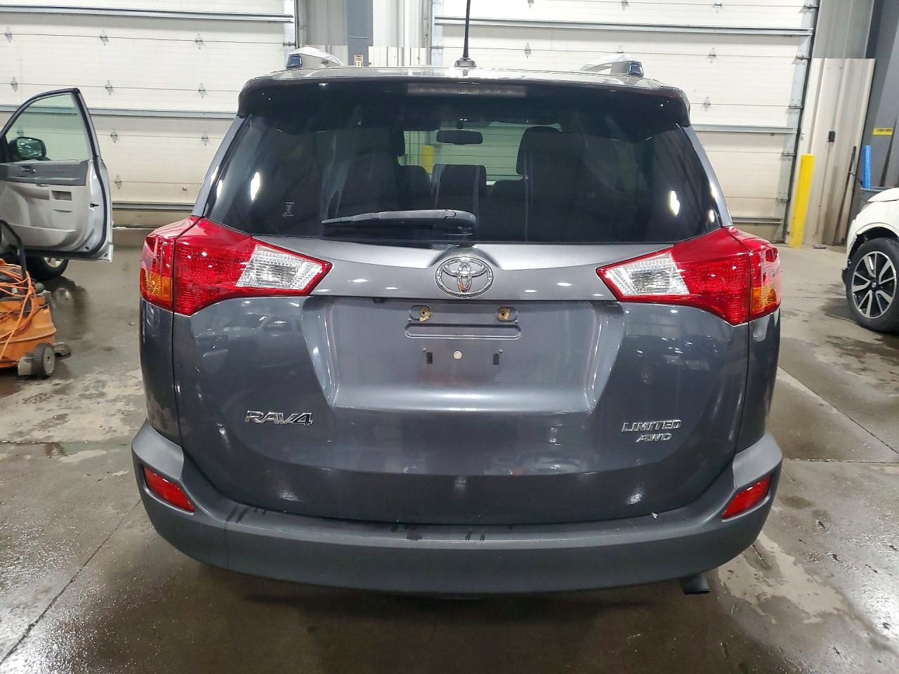 2014 TOYOTA RAV4 LIMITED photo 6