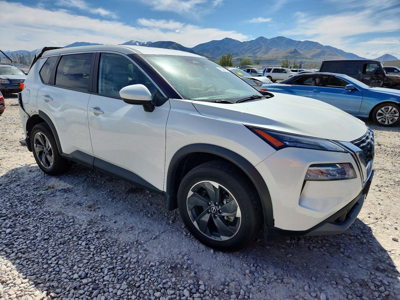 2023 NISSAN ROGUE SV photo 4