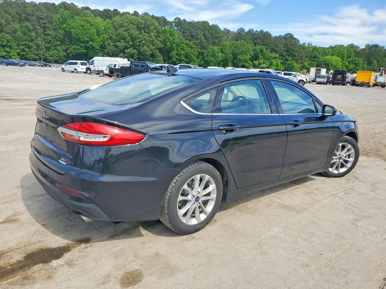 2020 FORD FUSION SE photo 3