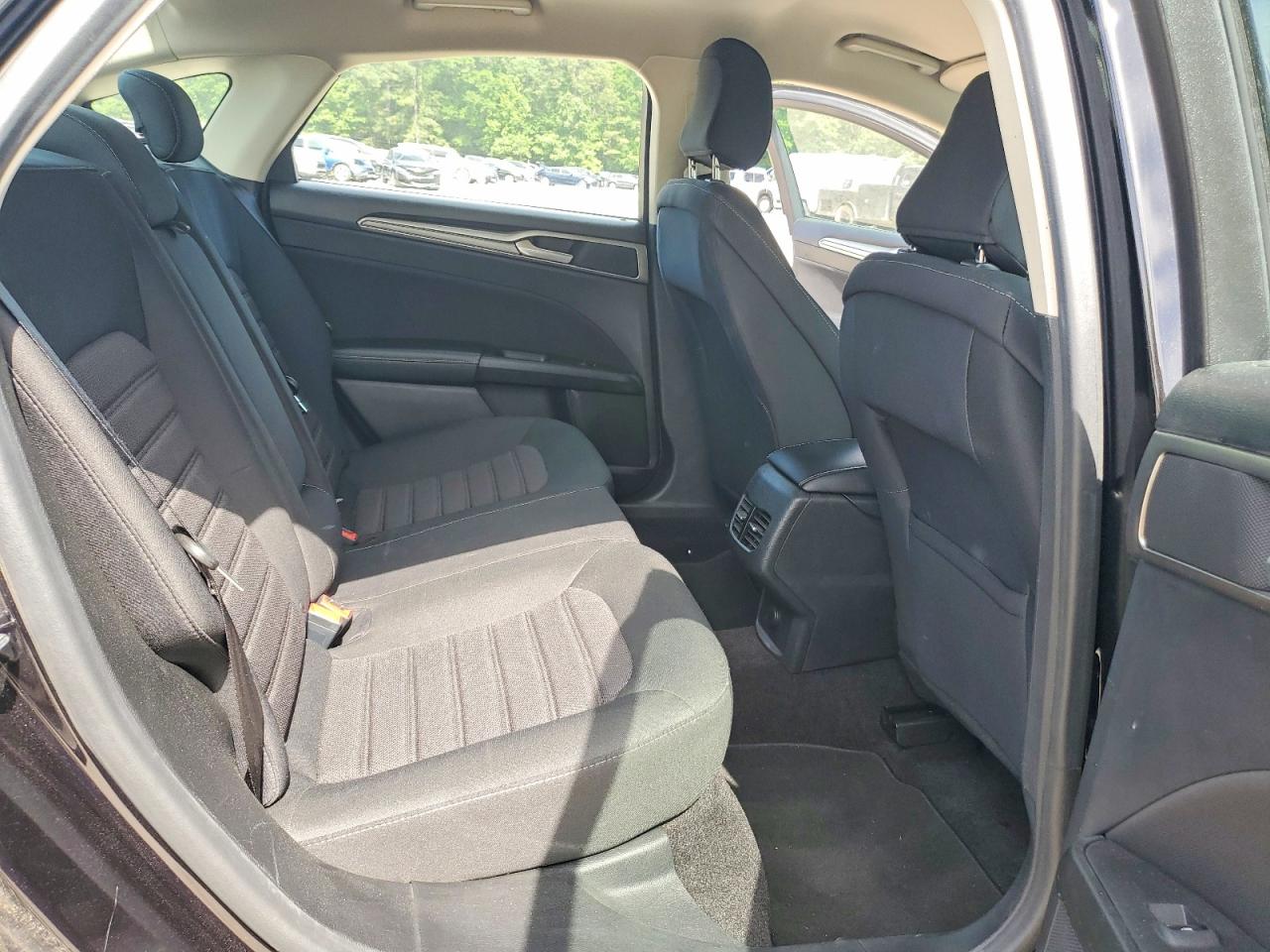 2020 FORD FUSION SE photo 10