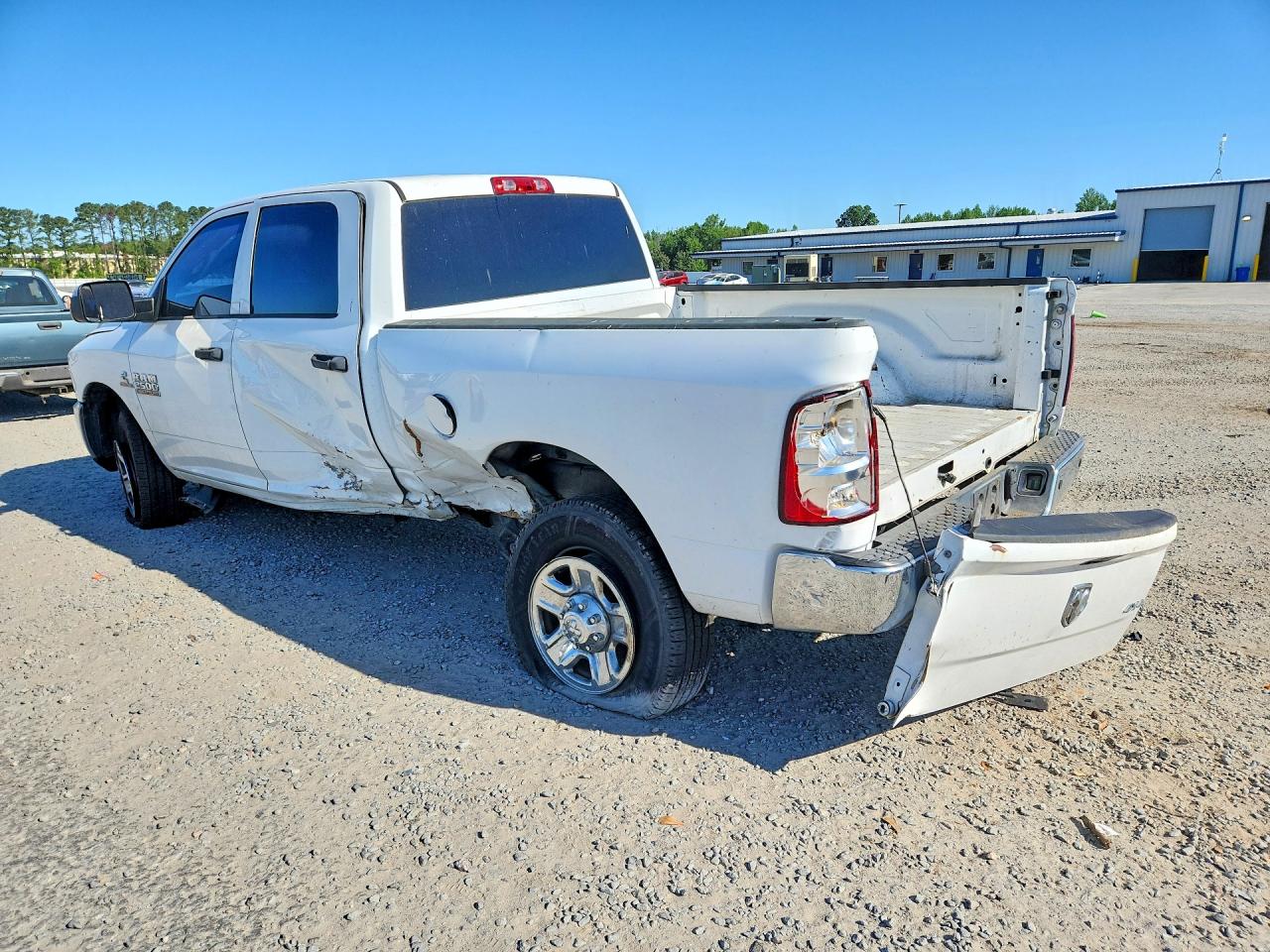 2017 RAM 2500 photo 3