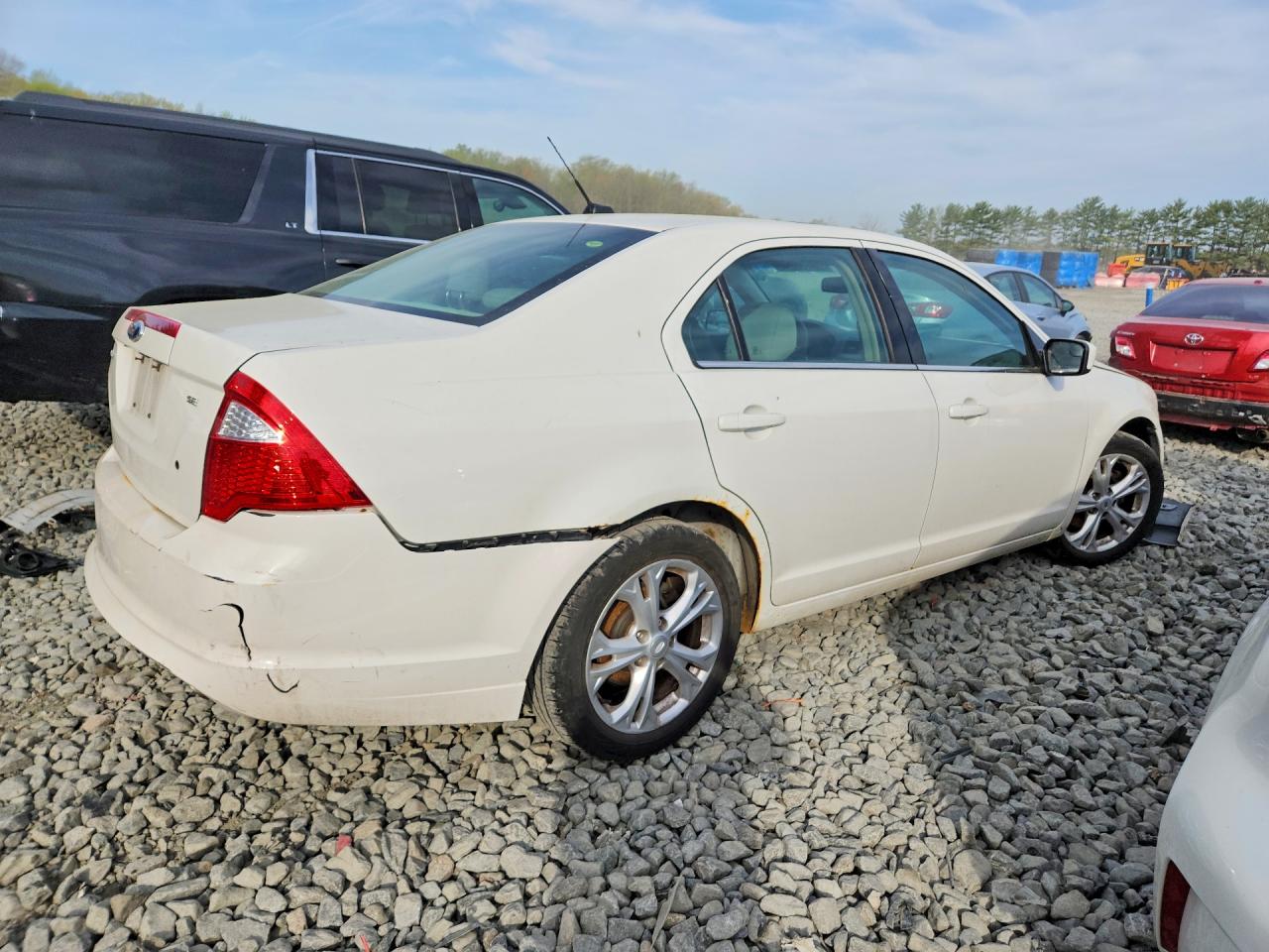 2012 FORD FUSION SE photo 5
