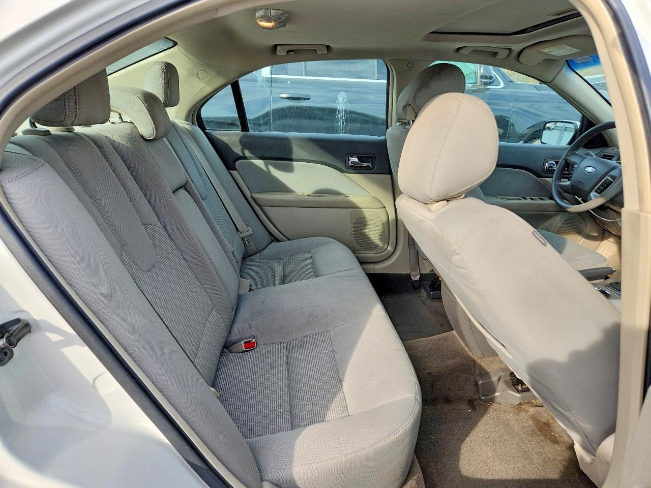 2012 FORD FUSION SE photo 19