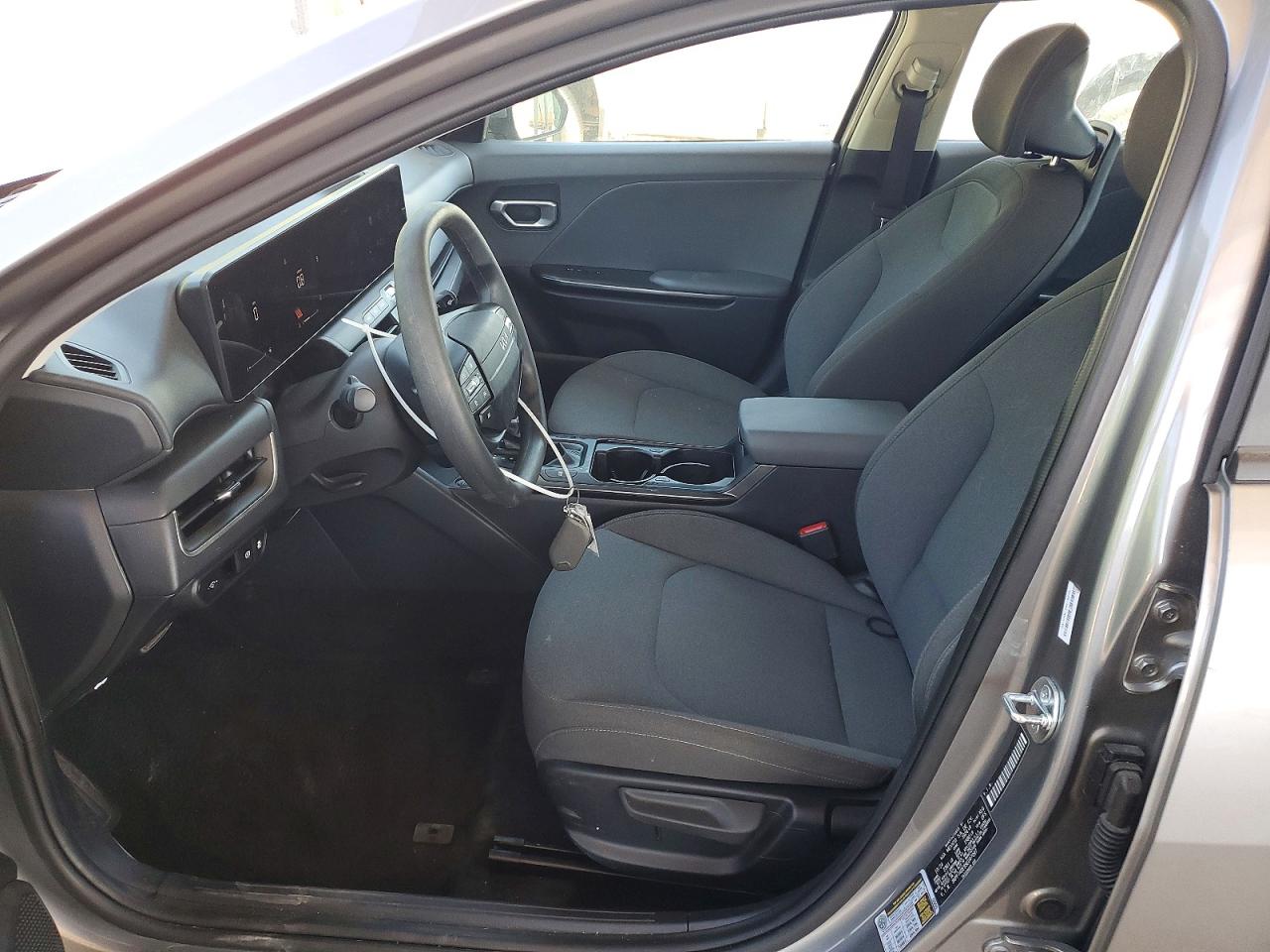 2025 KIA K4 LXS photo 19