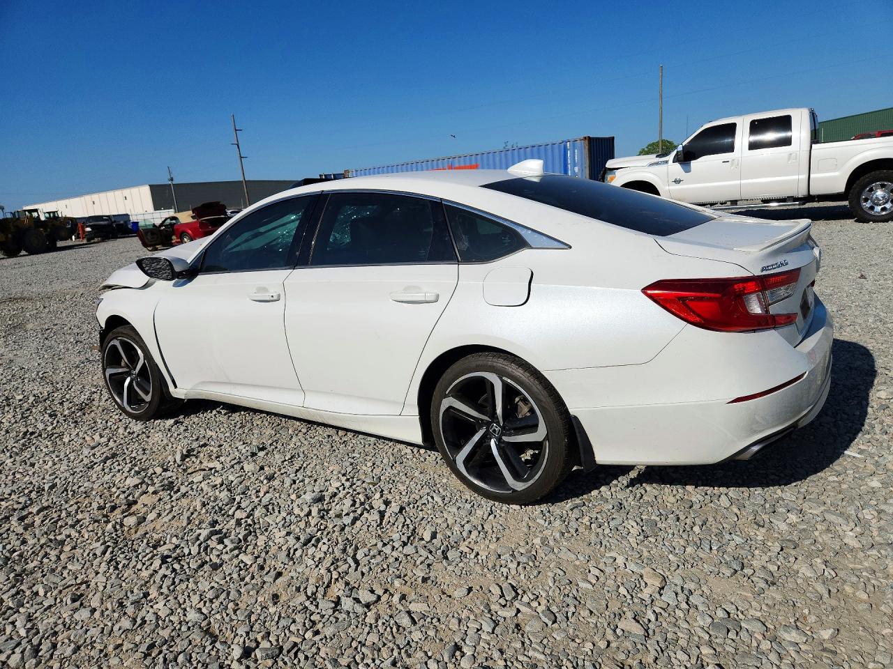2018 HONDA ACCORD SPORT photo 3