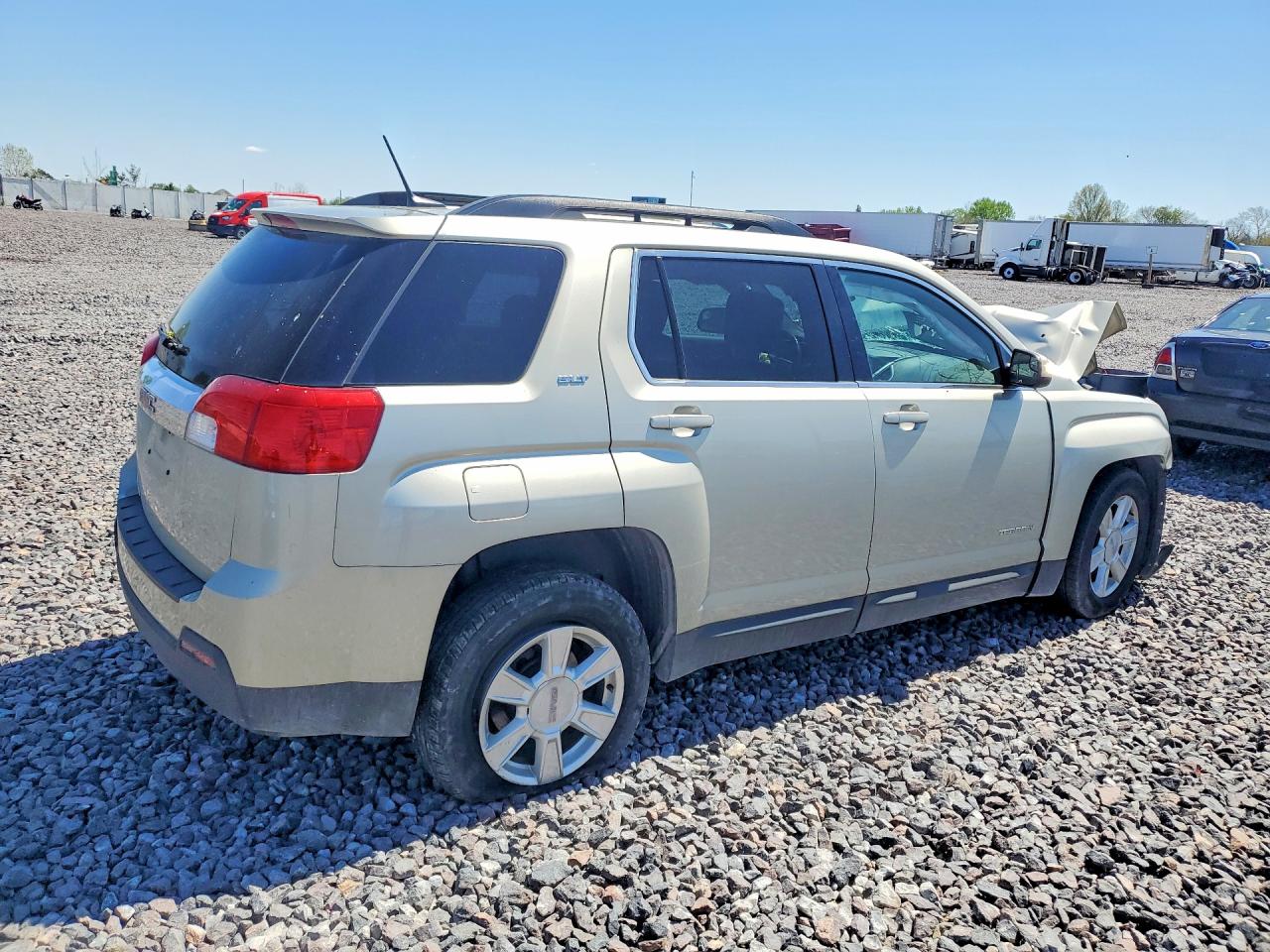 2013 GMC TERRAIN SLT photo 7