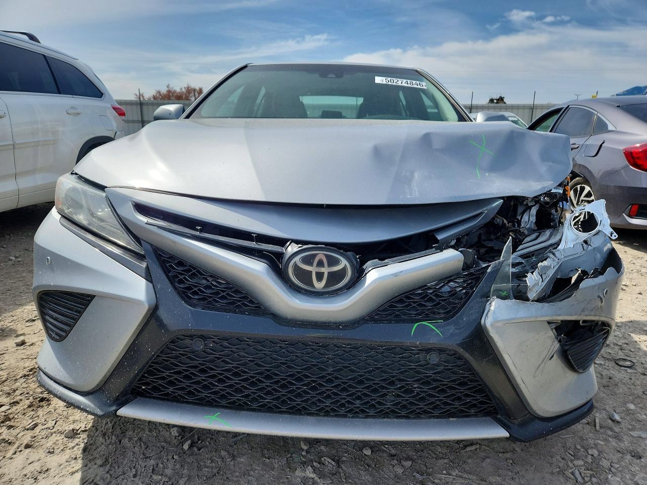 2018 TOYOTA CAMRY XSE photo 9