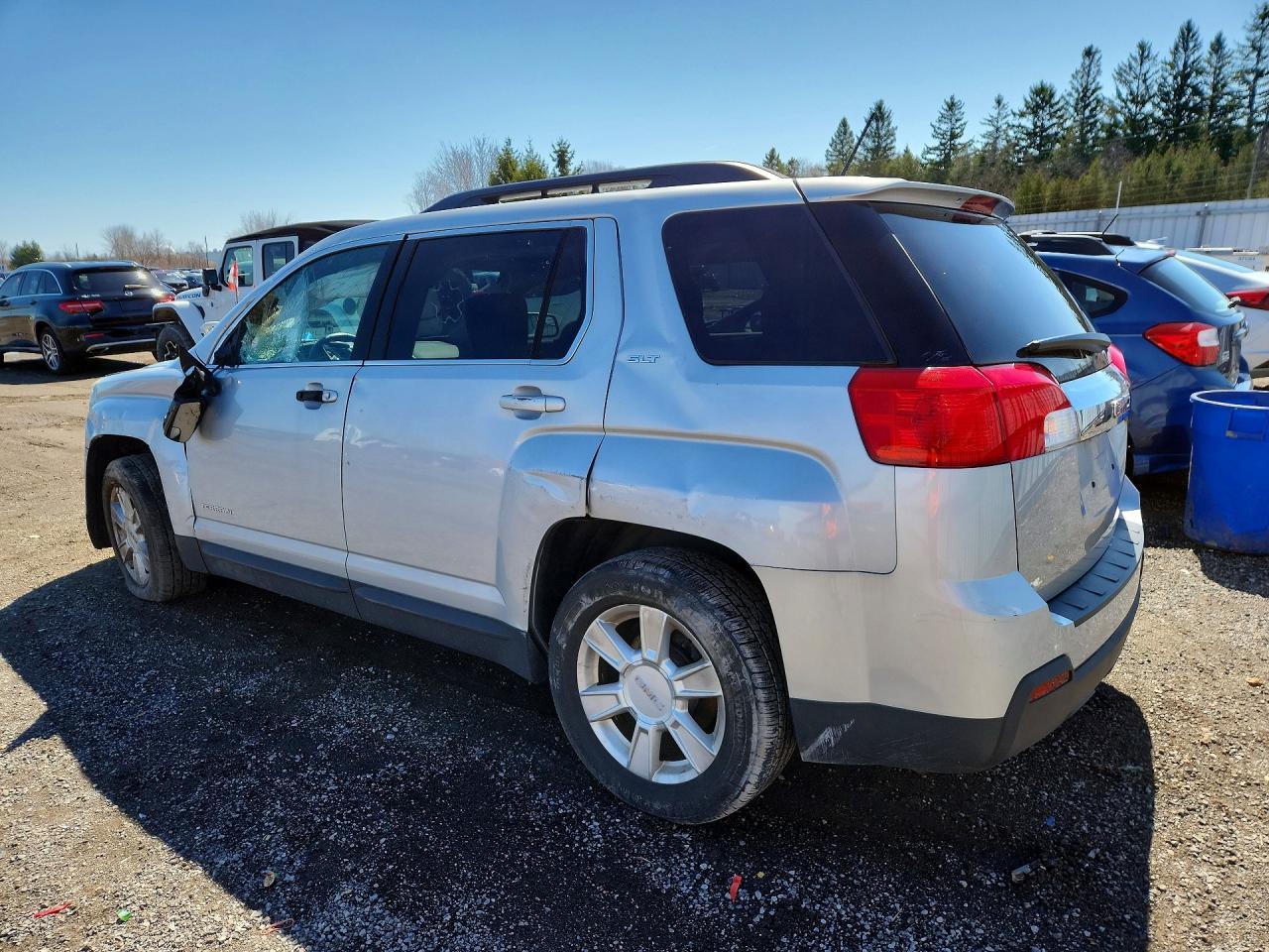2013 GMC TERRAIN SLT photo 4