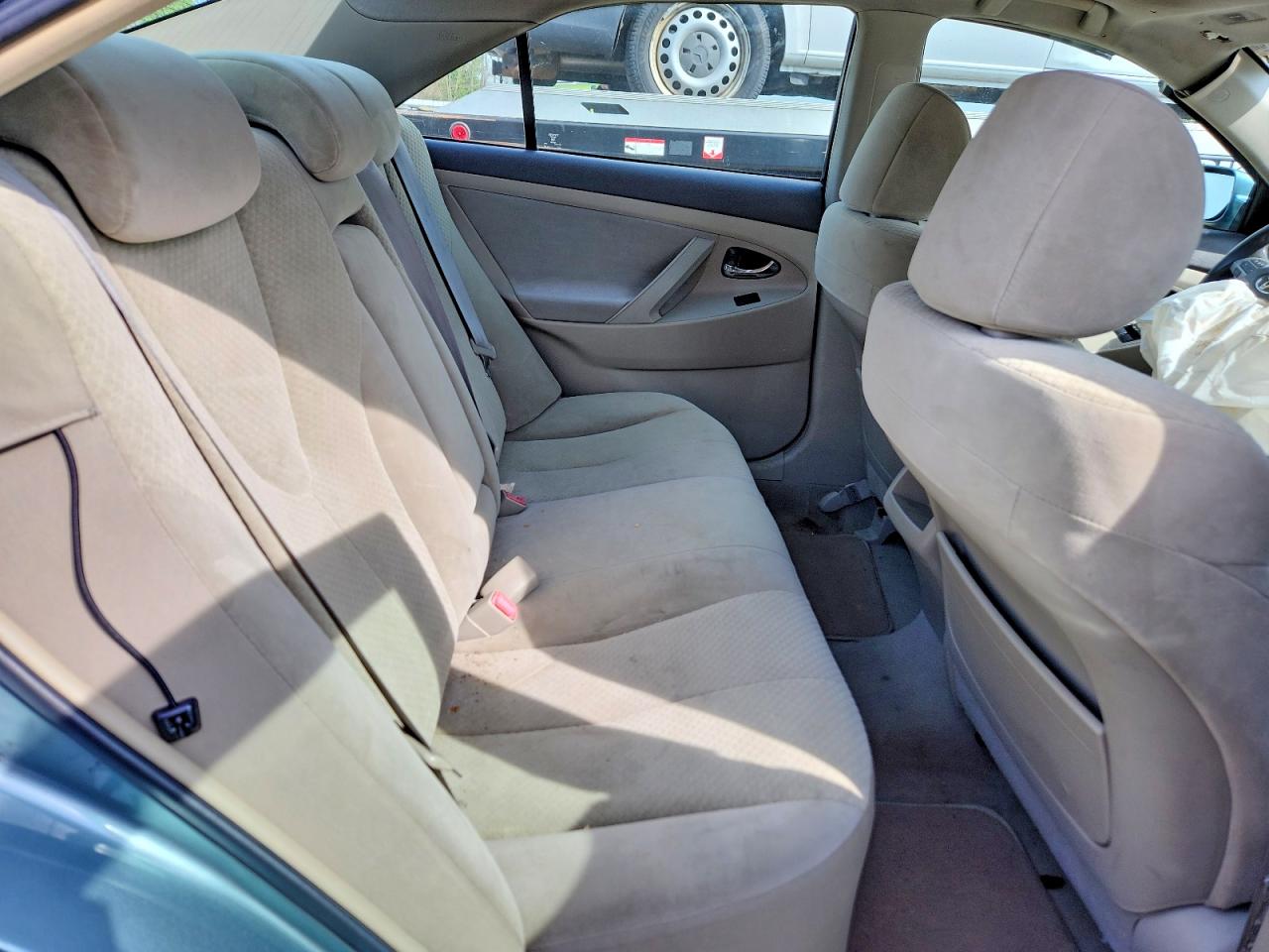 2007 TOYOTA CAMRY LE photo 28