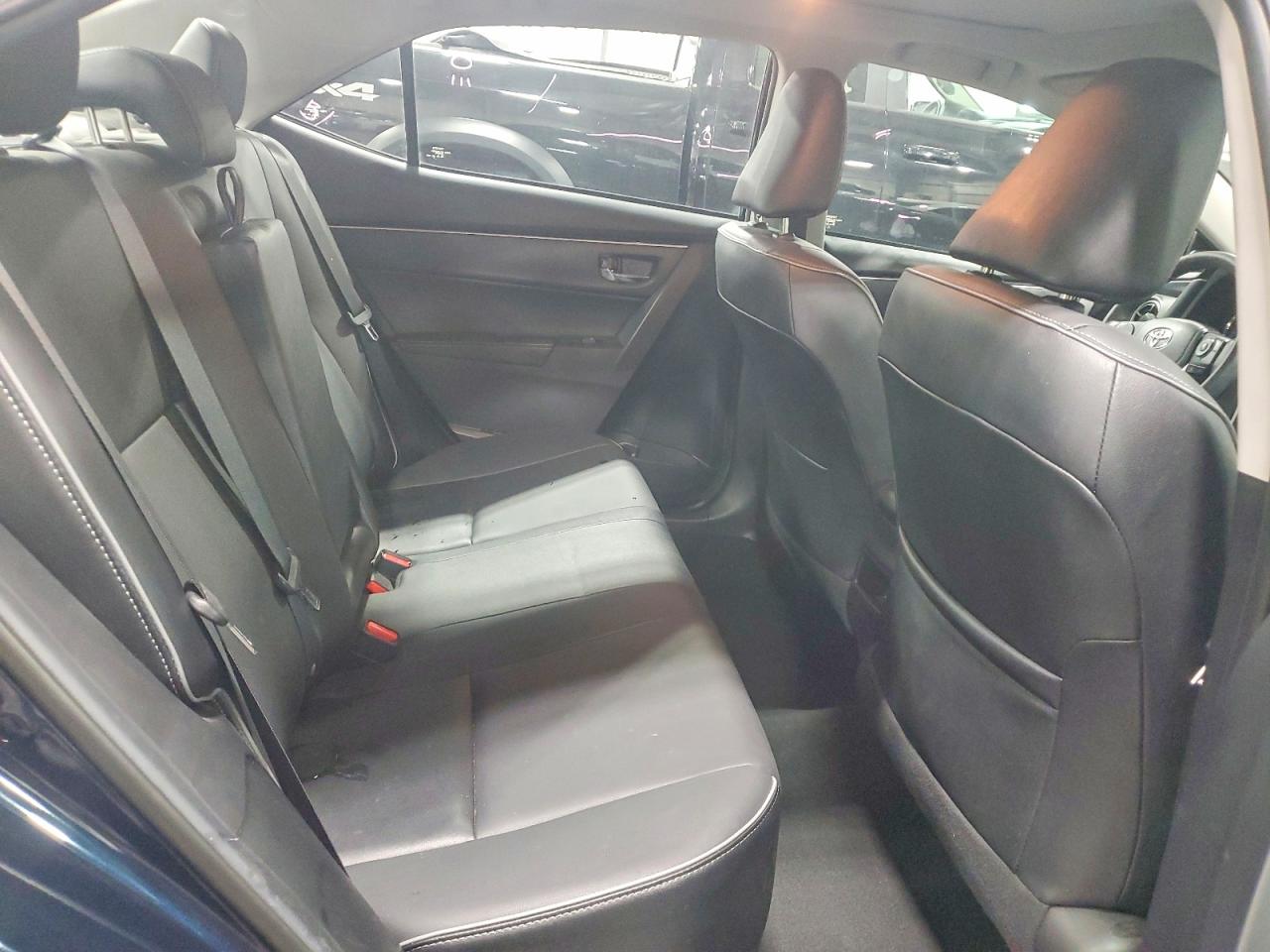 2018 TOYOTA COROLLA XLE photo 28