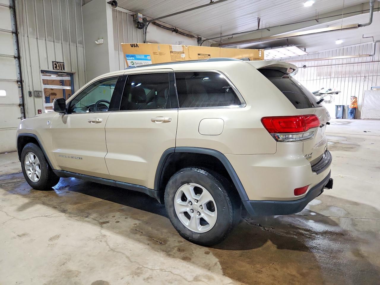 2015 JEEP GRAND CHEROKEE LAREDO photo 3
