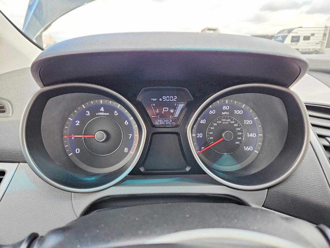 2015 HYUNDAI ELANTRA SE photo 17