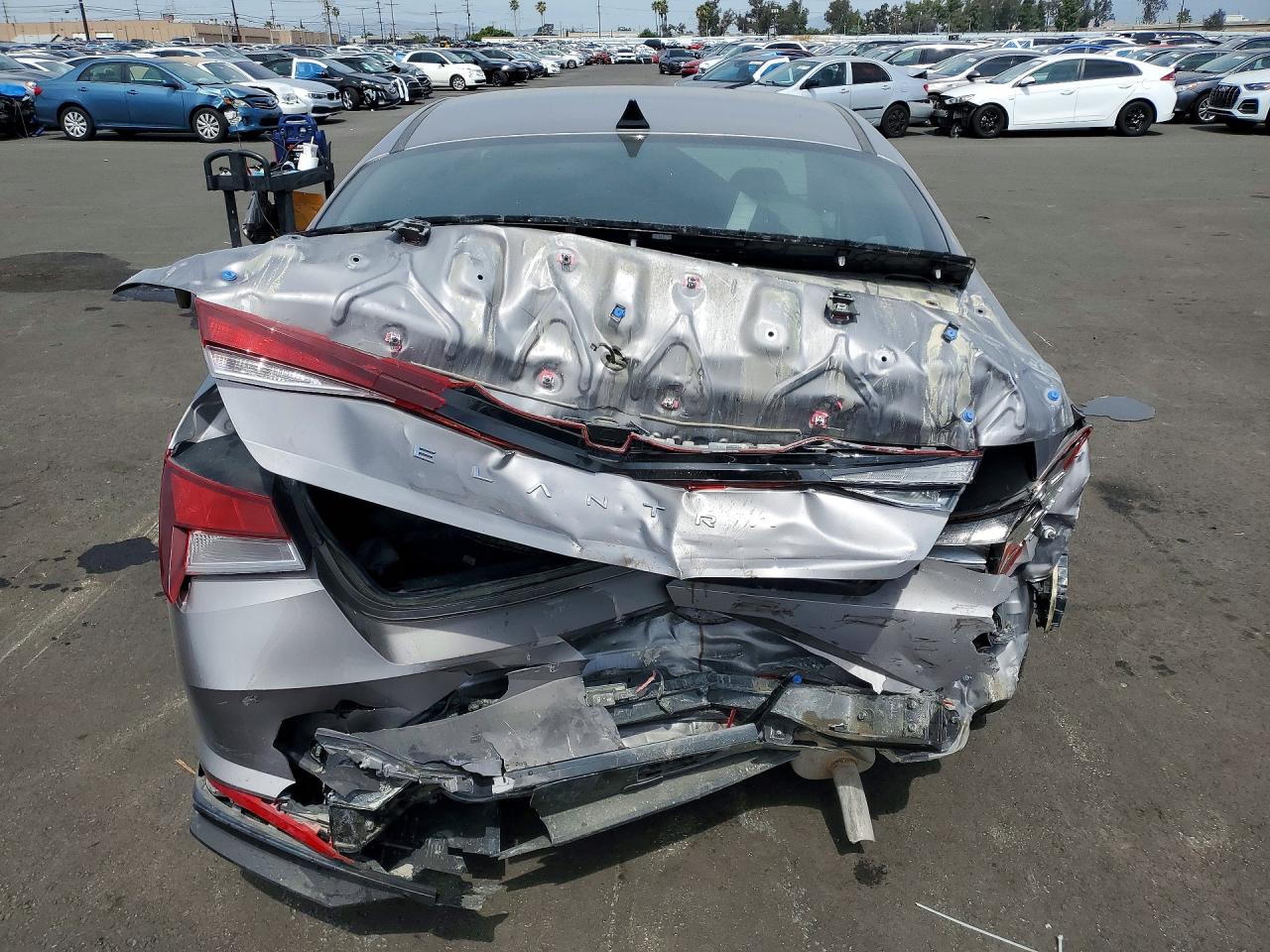 2023 HYUNDAI ELANTRA SEL photo 11