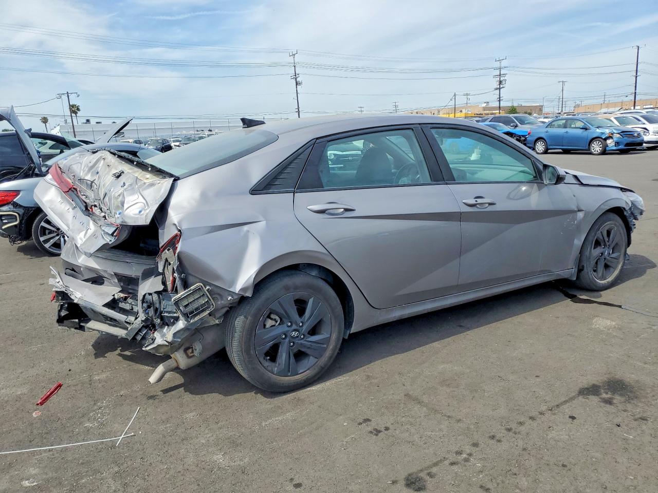 2023 HYUNDAI ELANTRA SEL photo 5
