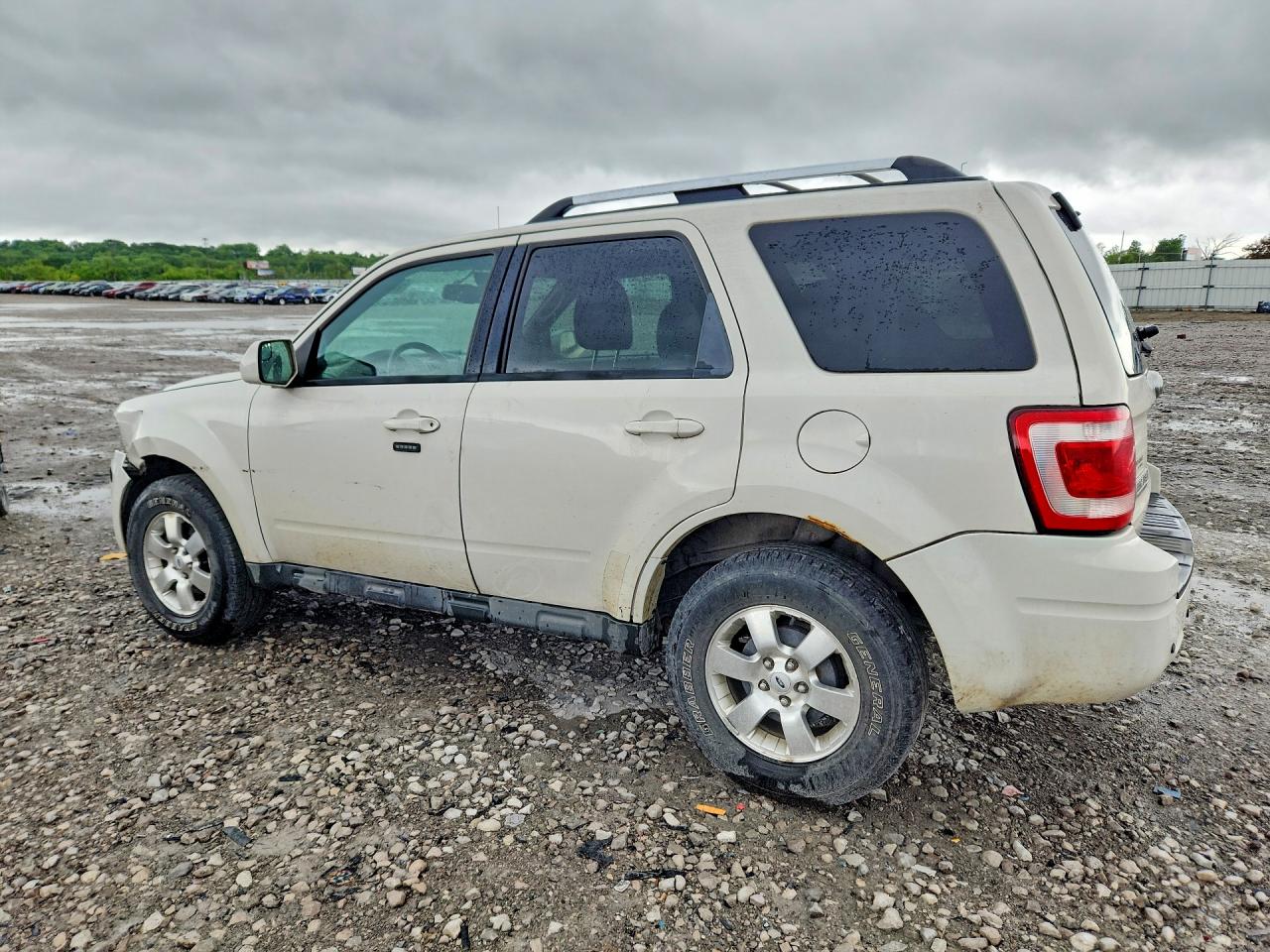 2011 FORD ESCAPE LIMITED photo 4
