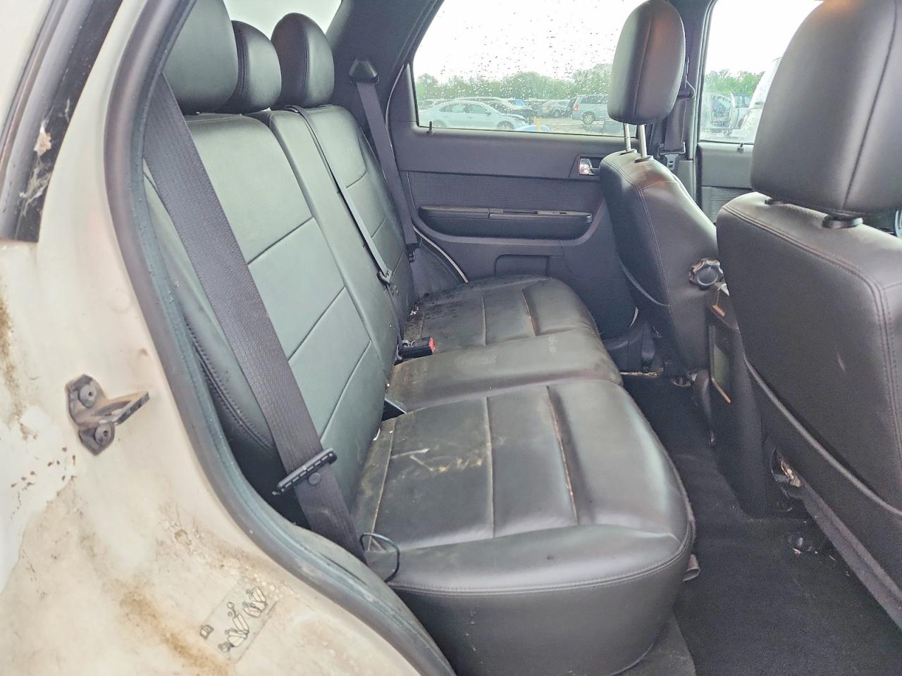 2011 FORD ESCAPE LIMITED photo 28