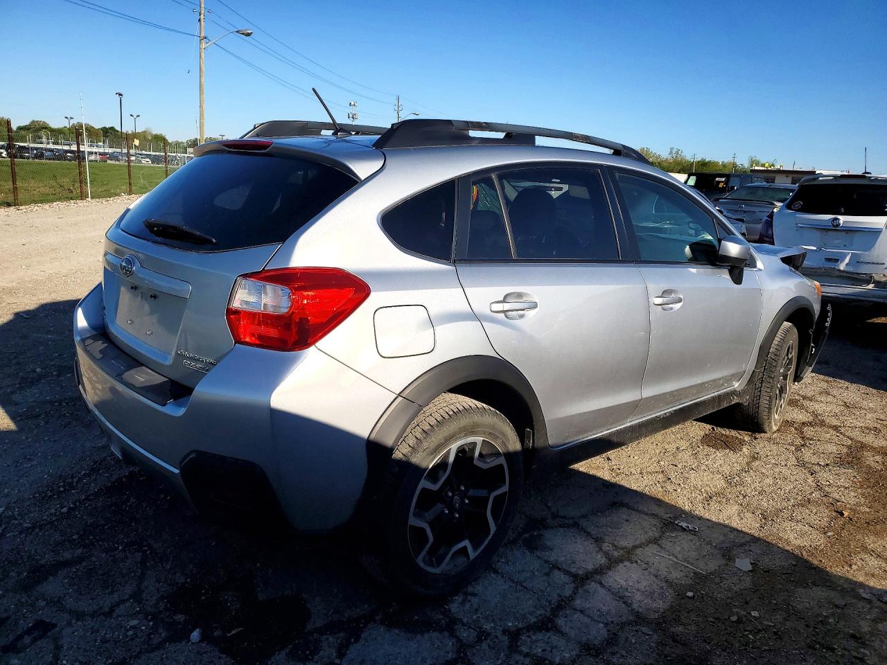 2017 SUBARU CROSSTREK PREMIUM photo 3