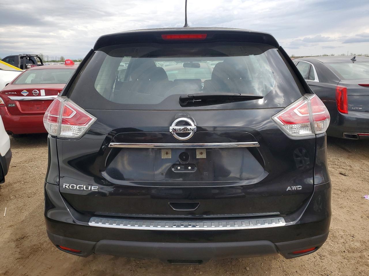 2016 NISSAN ROGUE S photo 11