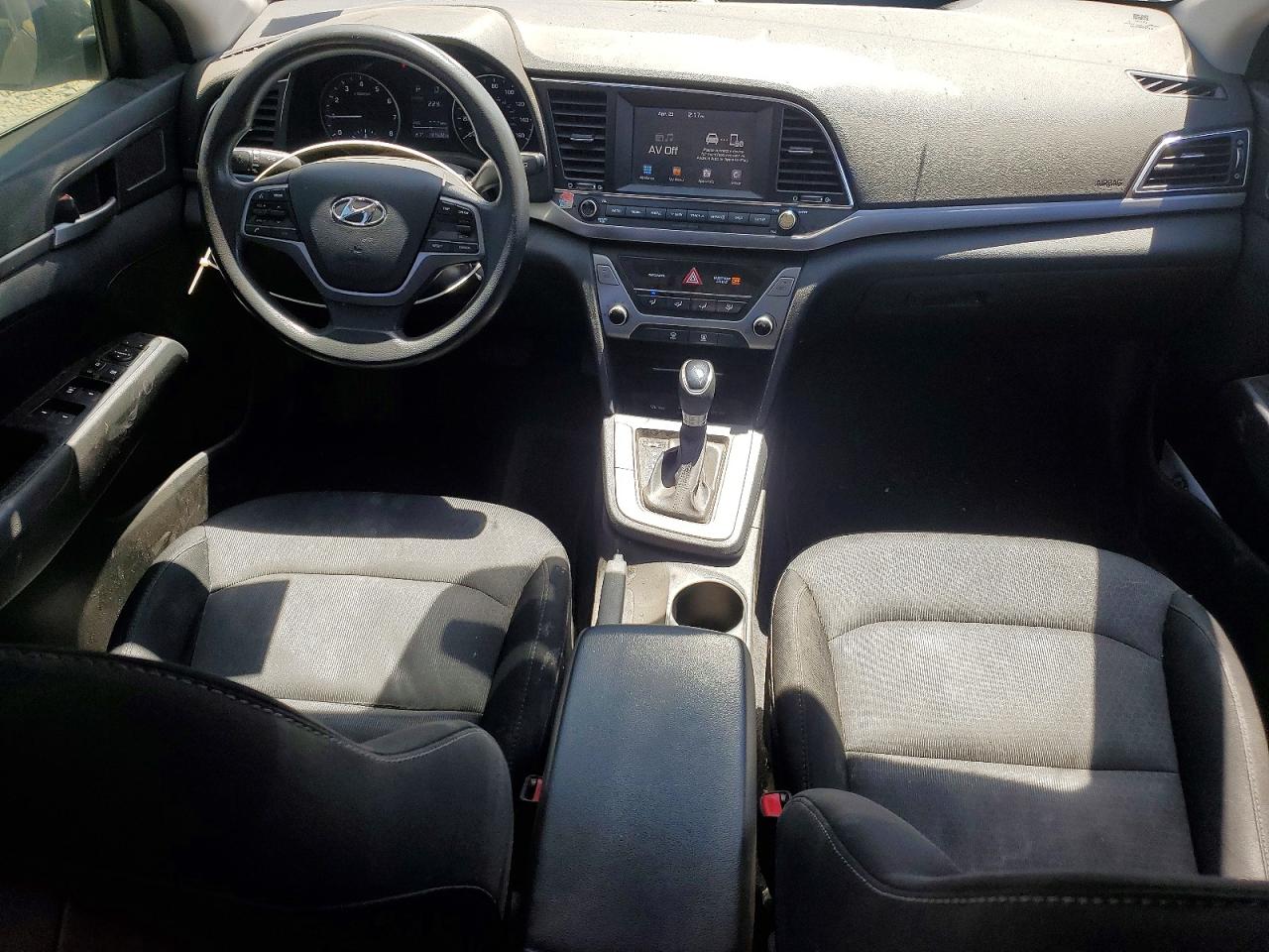 2018 HYUNDAI ELANTRA SE photo 15