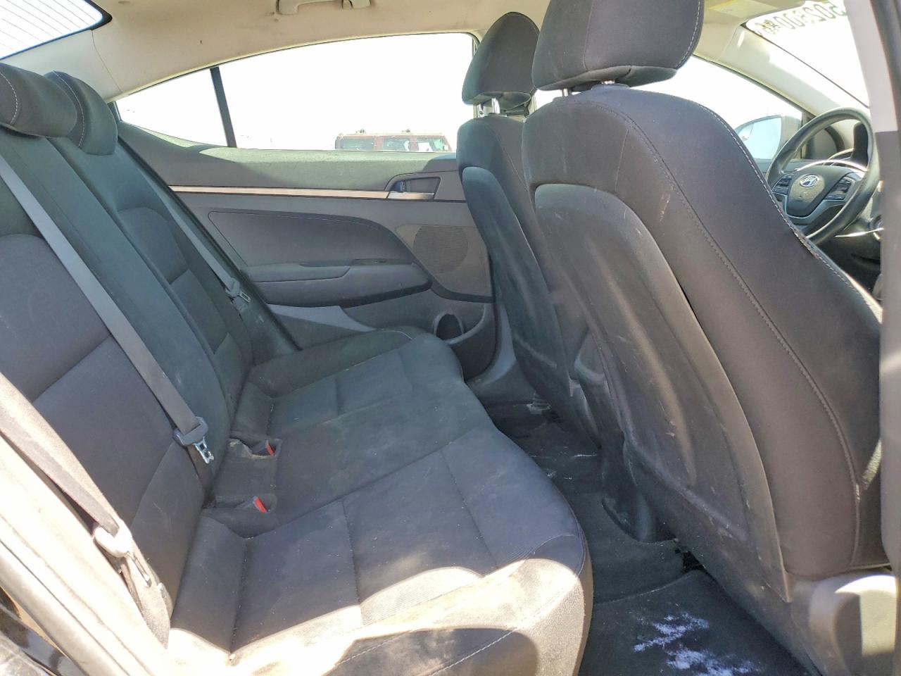 2018 HYUNDAI ELANTRA SE photo 19
