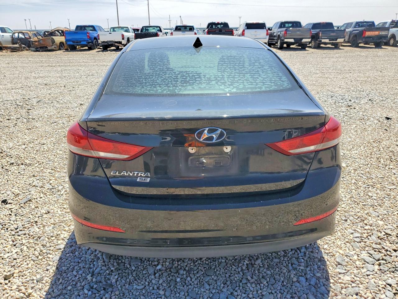 2018 HYUNDAI ELANTRA SE photo 11