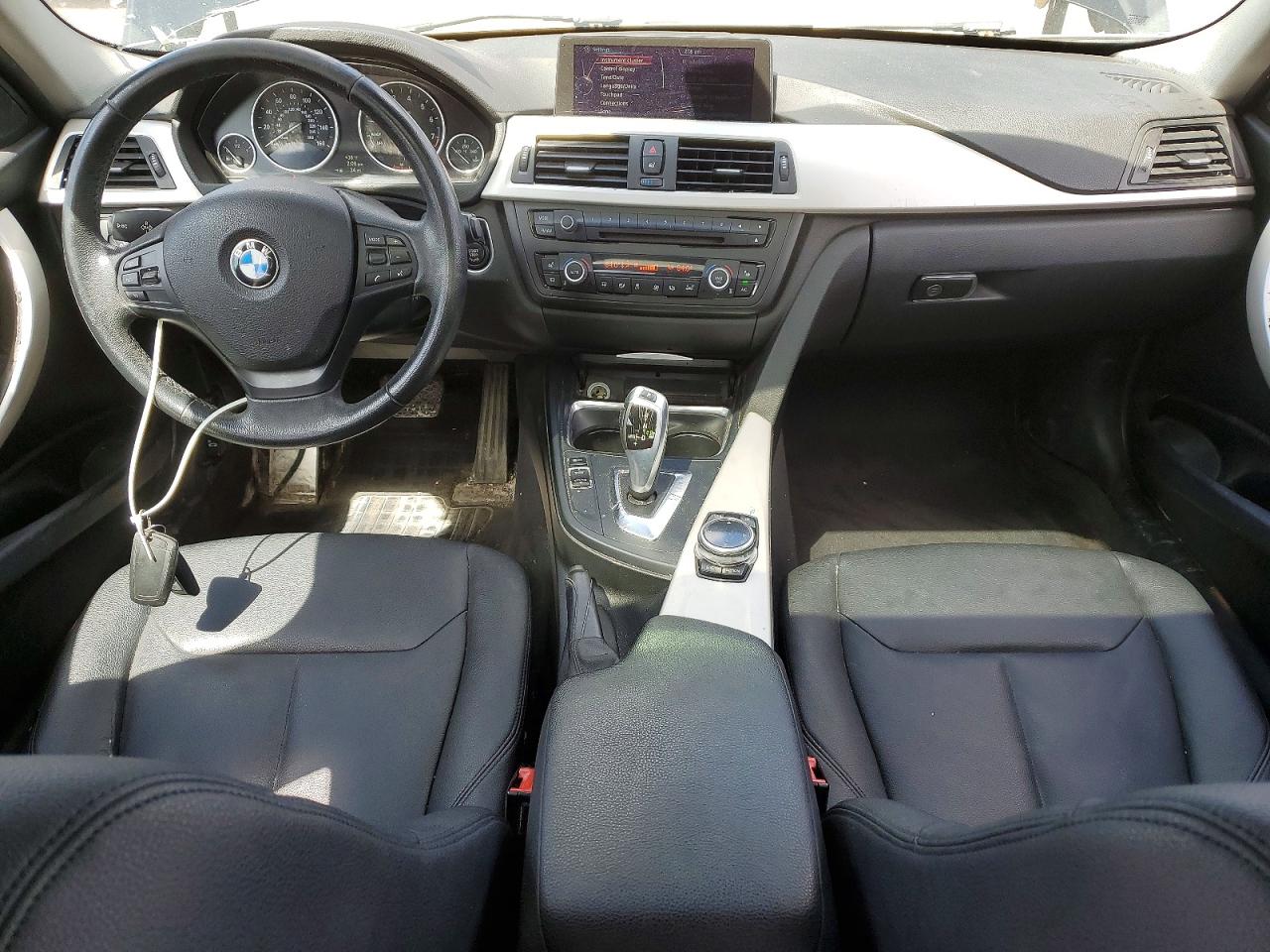 2014 BMW 320 I XDRIVE photo 22