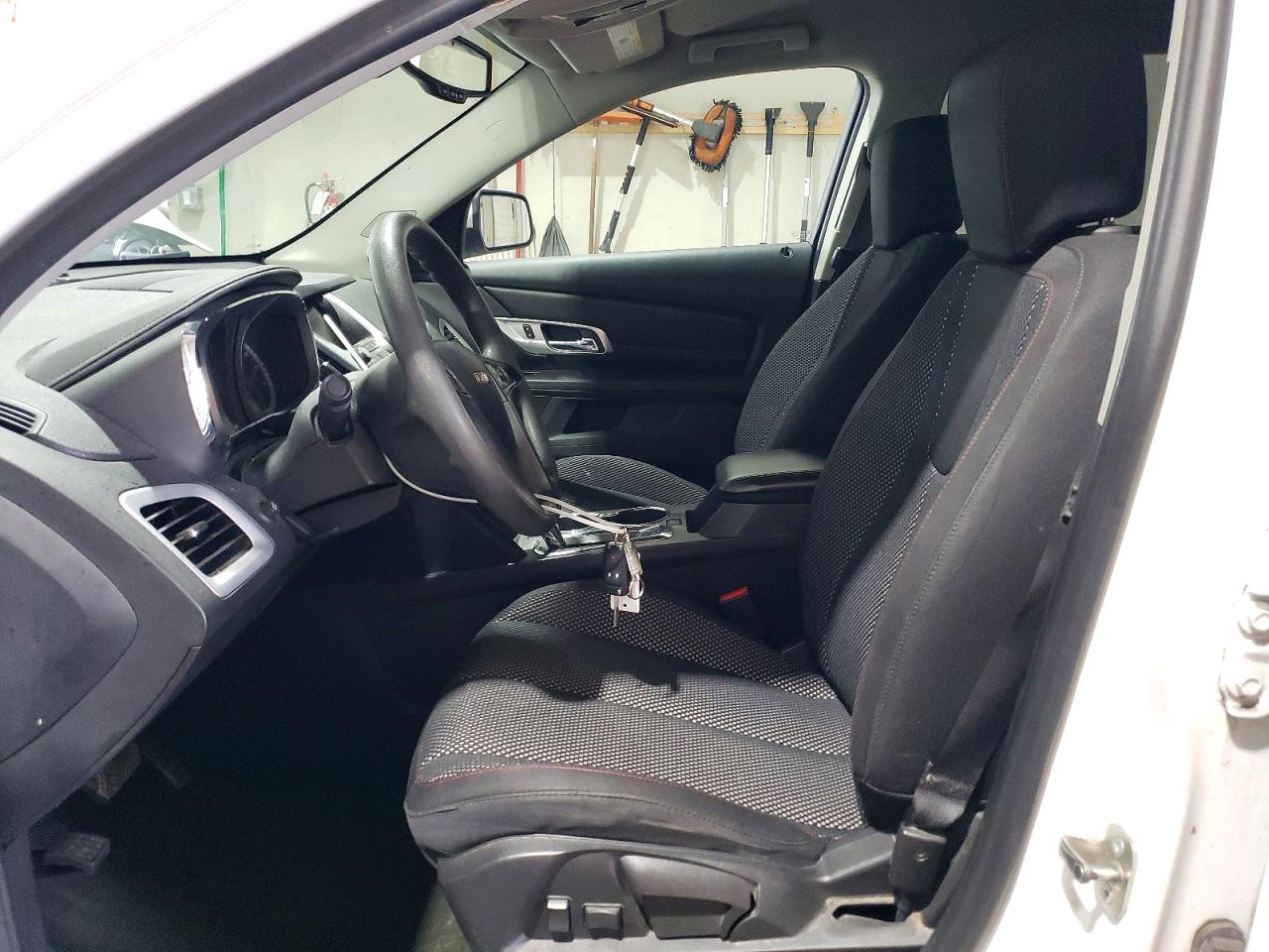 2017 GMC TERRAIN SLE photo 19