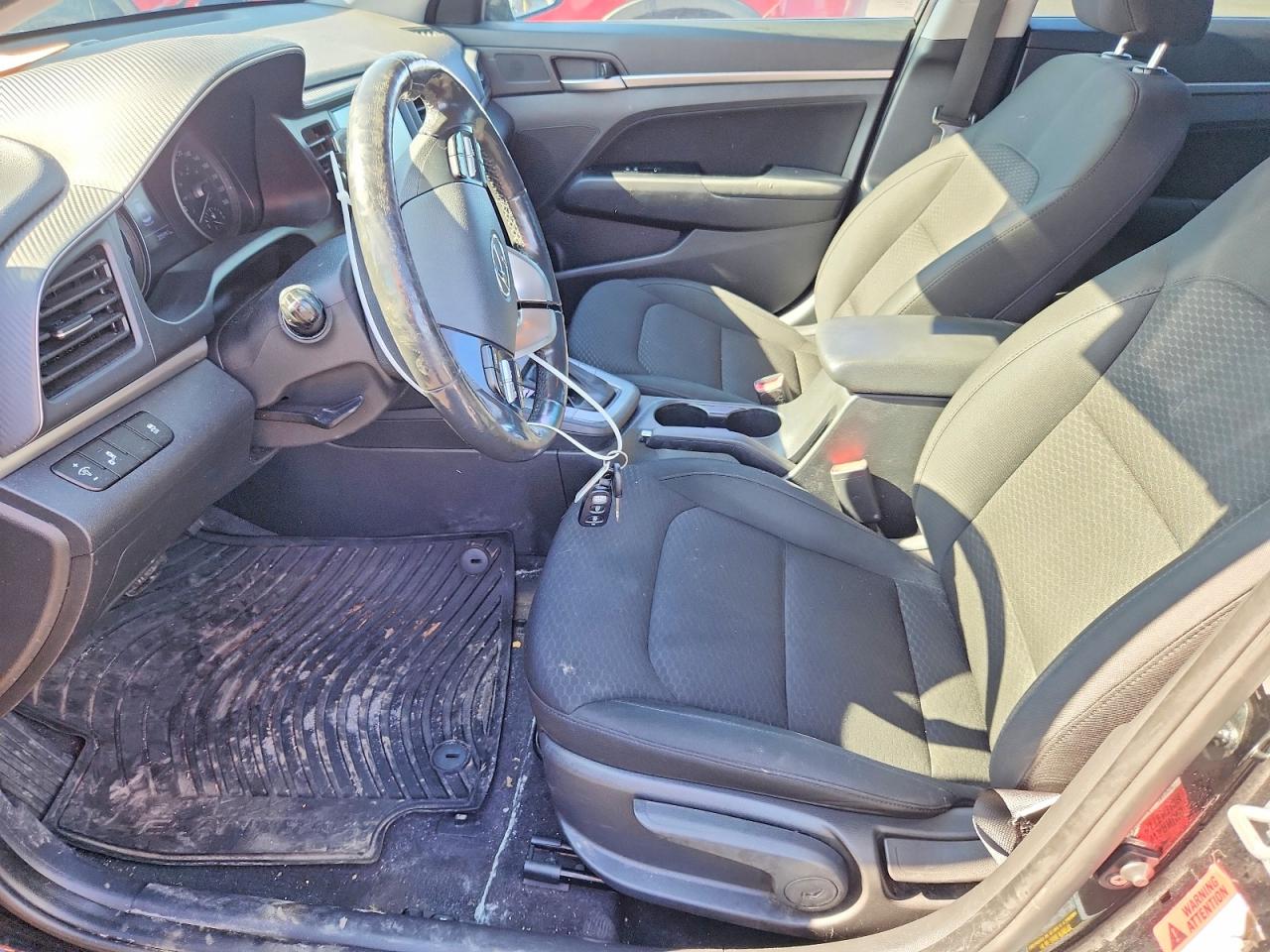 2019 HYUNDAI ELANTRA SE photo 13