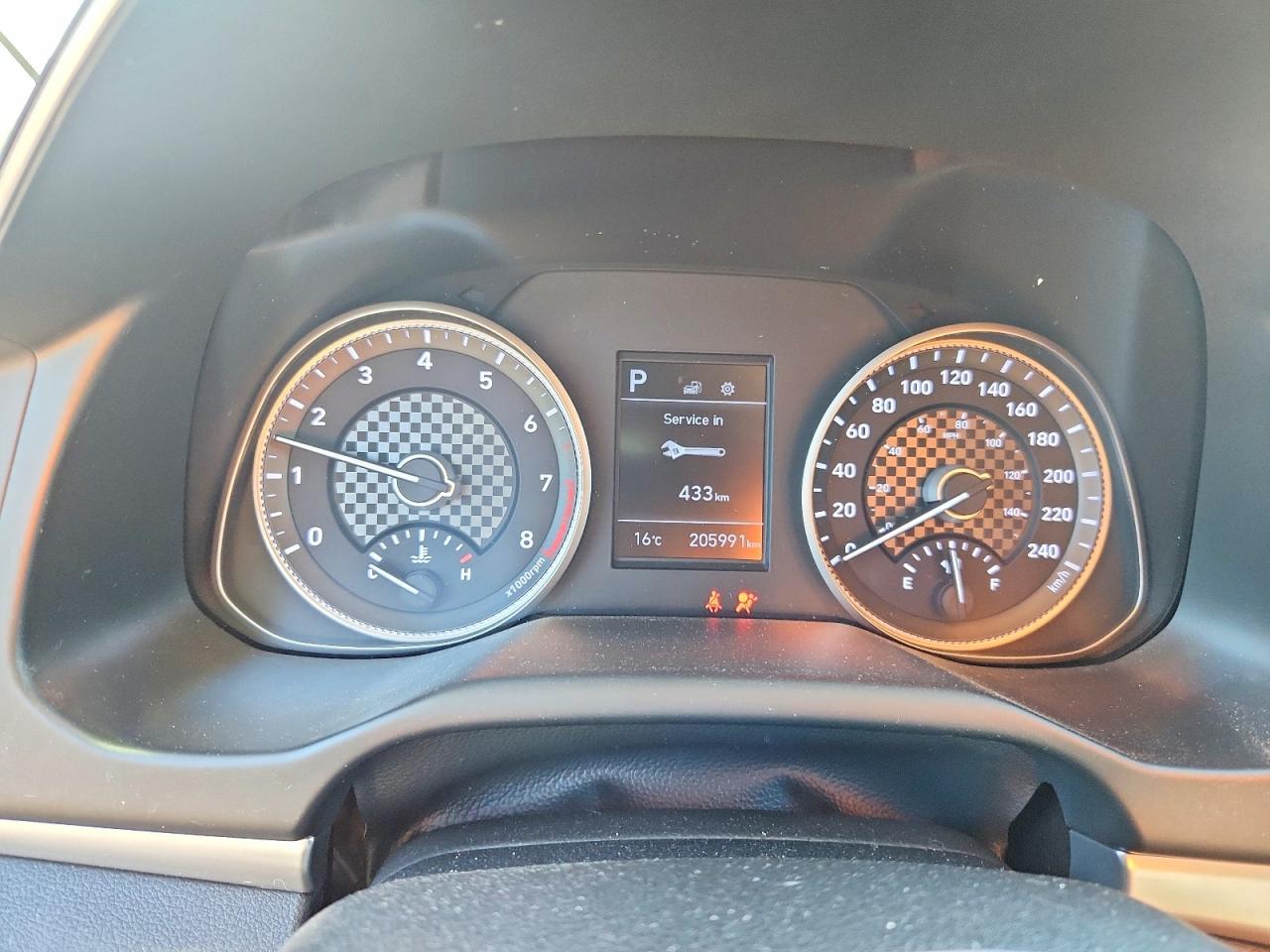 2019 HYUNDAI ELANTRA SE photo 17