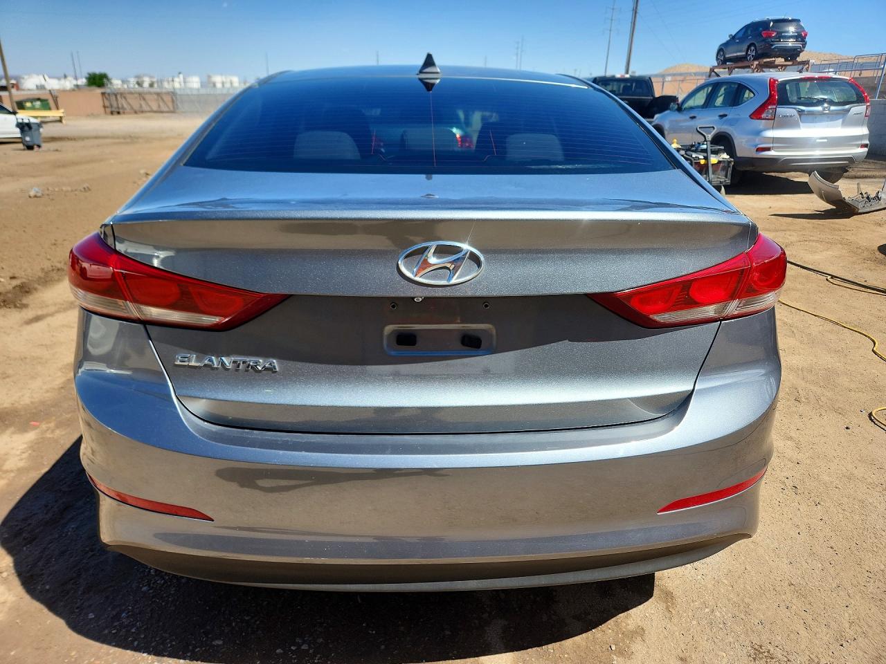 2017 HYUNDAI ELANTRA SE photo 11