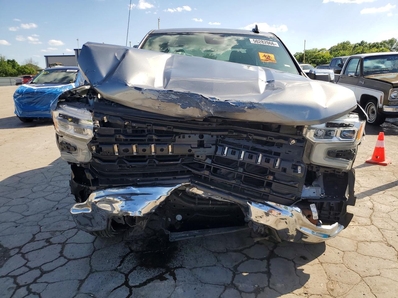 2025 CHEVROLET SILVERADO C1500 LT photo 13