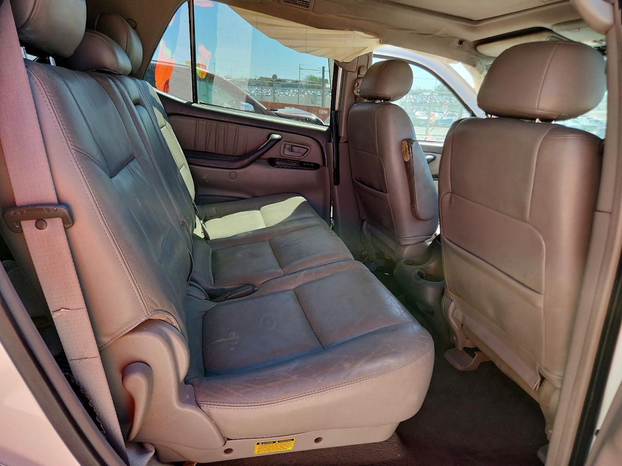 2002 TOYOTA SEQUOIA LIMITED photo 31
