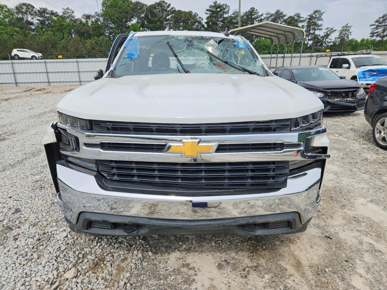2019 CHEVROLET SILVERADO K1500 LT photo 9