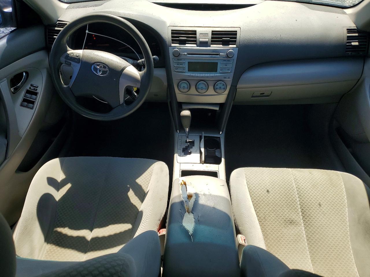 2008 TOYOTA CAMRY LE photo 8