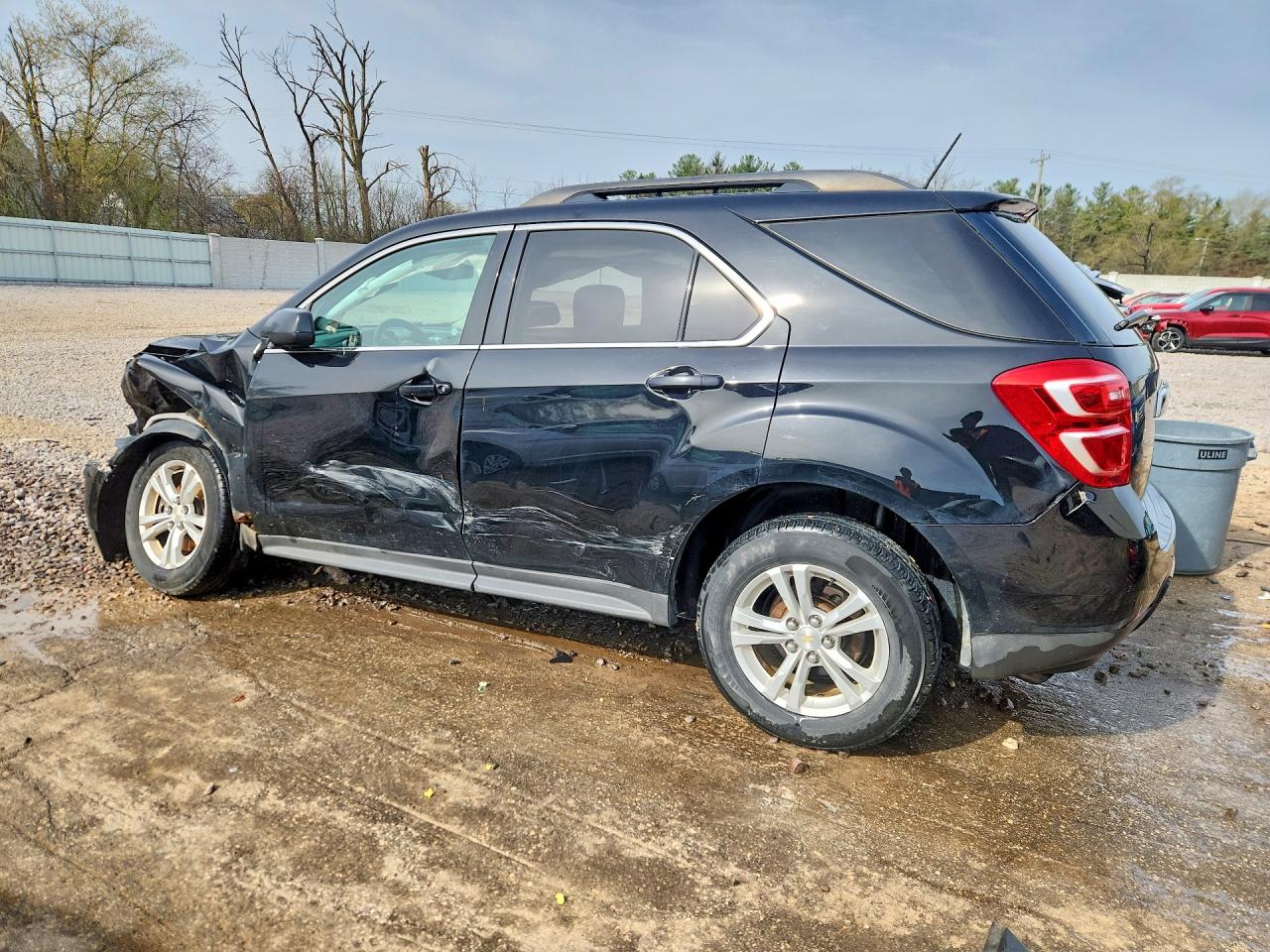 2016 CHEVROLET EQUINOX LT photo 3