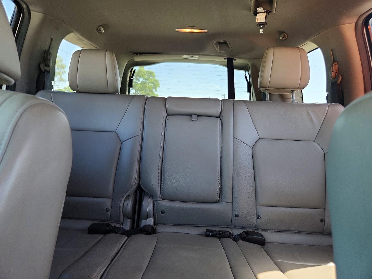 2015 HONDA PILOT EXL photo 28