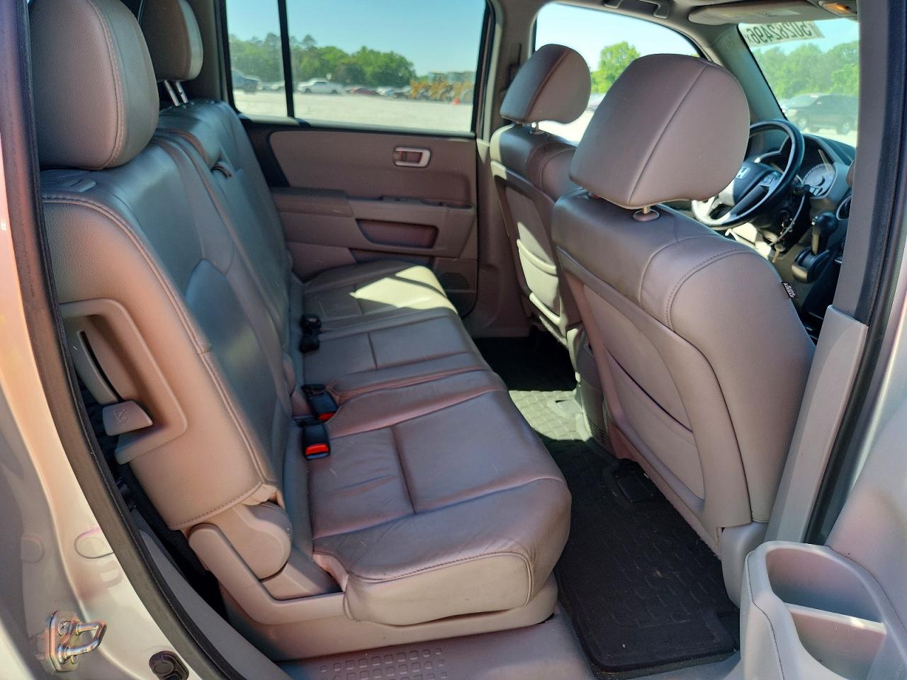 2015 HONDA PILOT EXL photo 31