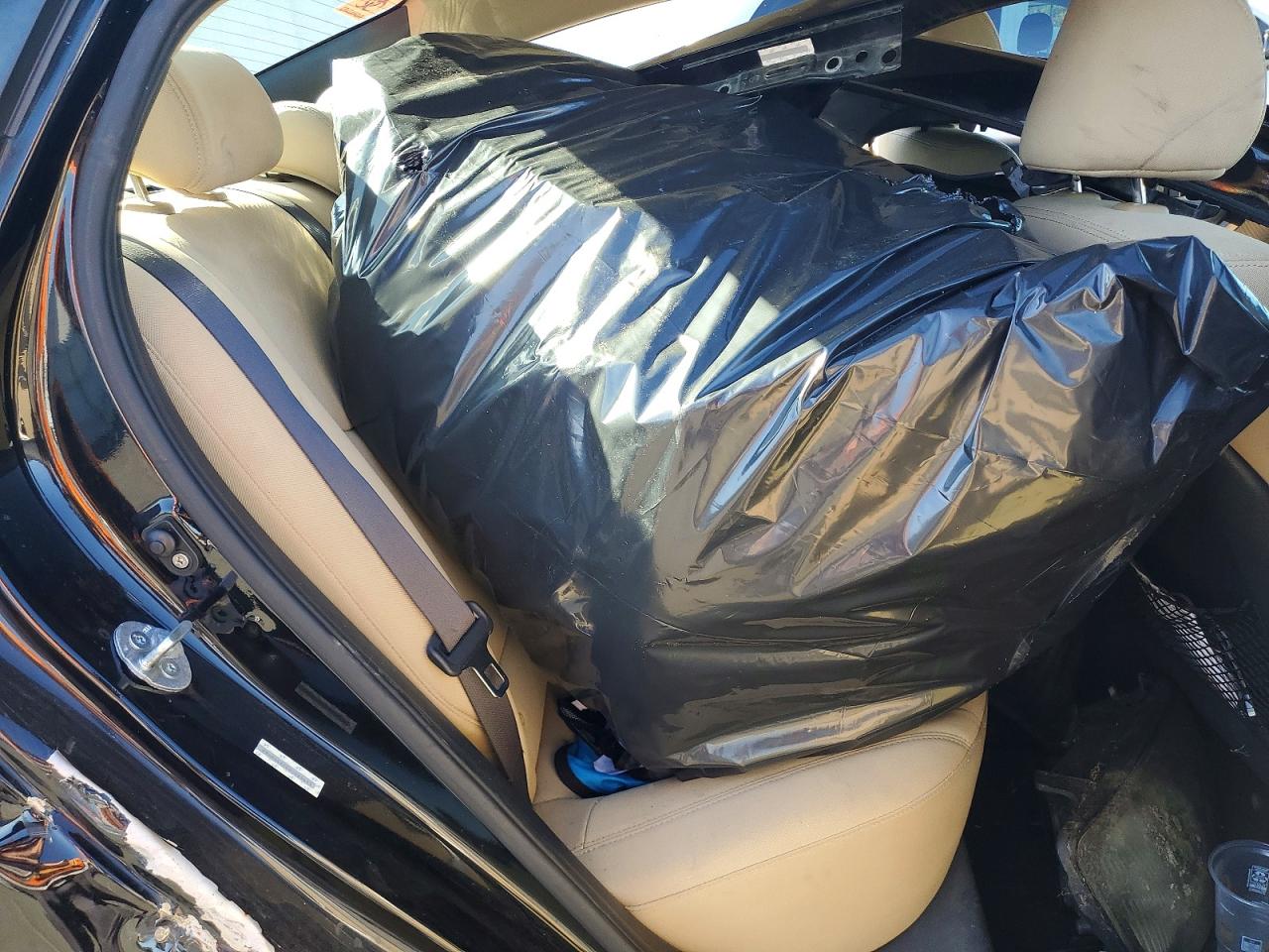 2013 HYUNDAI ELANTRA GLS photo 28