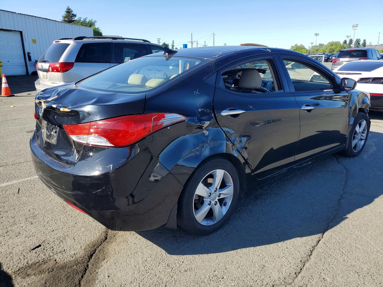 2013 HYUNDAI ELANTRA GLS photo 7