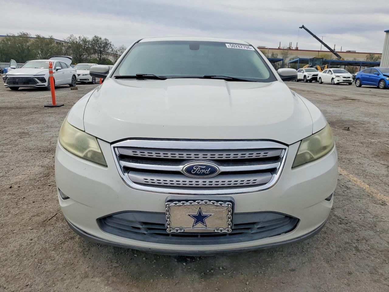 2011 FORD TAURUS SEL photo 9