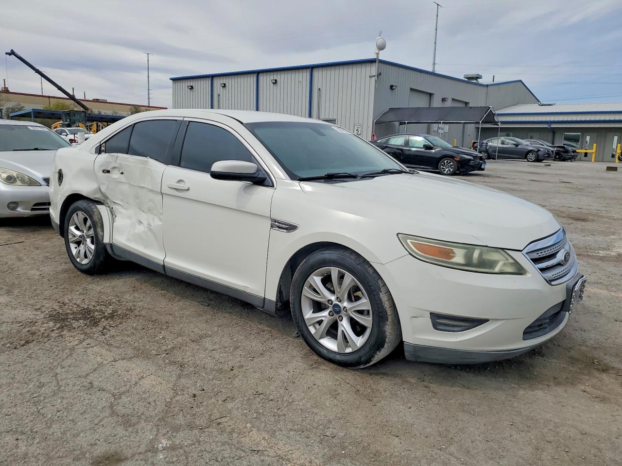 2011 FORD TAURUS SEL photo 7