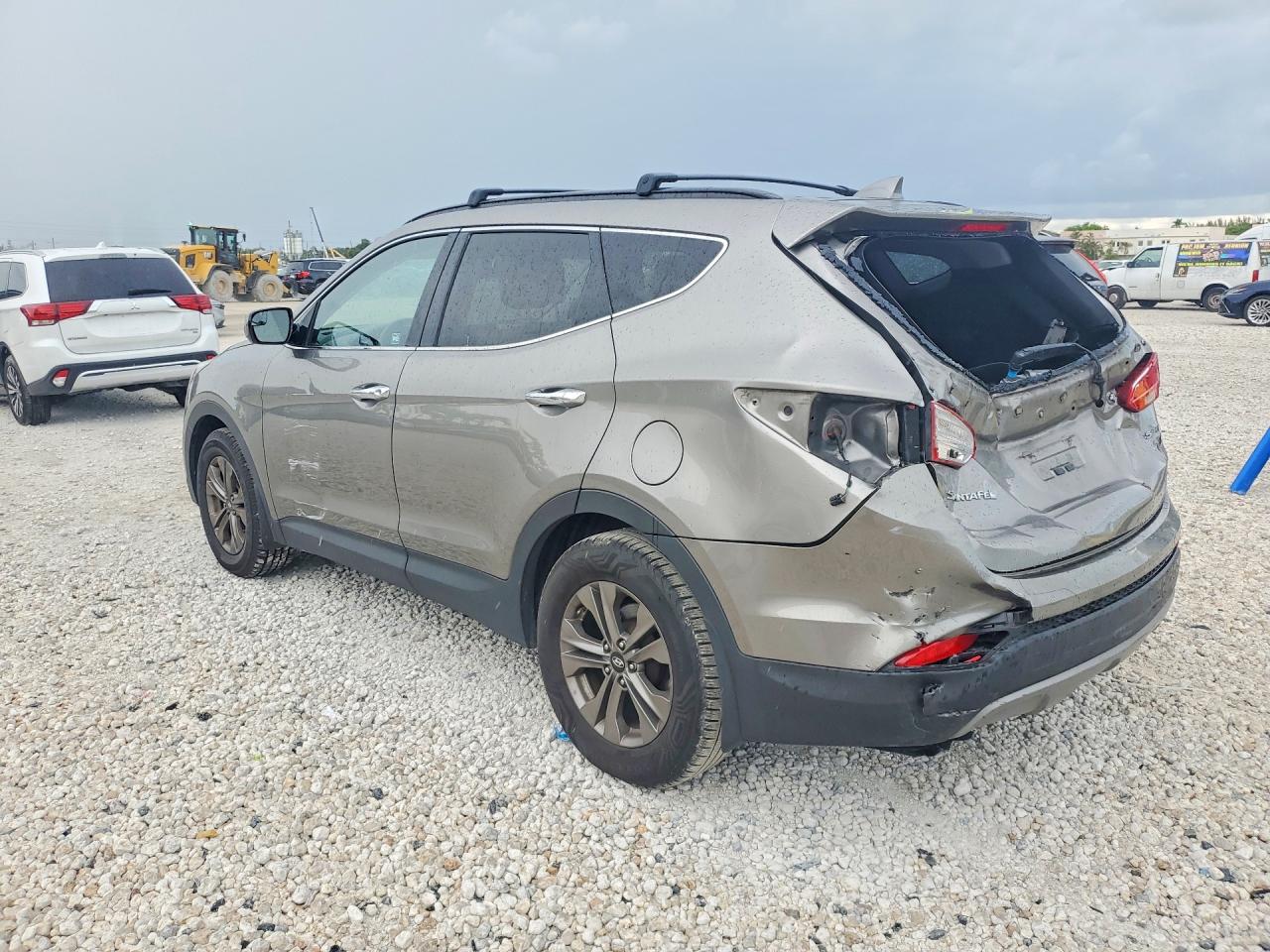 2015 HYUNDAI SANTA FE SPORT 2.4L photo 4