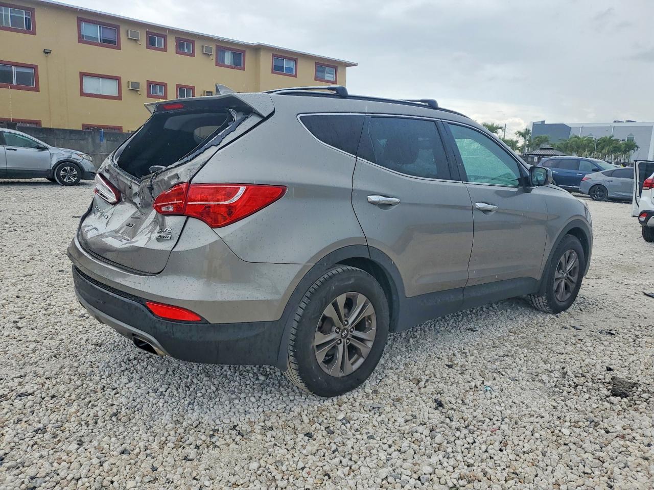 2015 HYUNDAI SANTA FE SPORT 2.4L photo 7