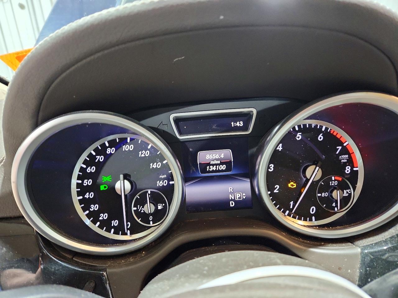 2015 MERCEDES-BENZ ML 400 4MATIC photo 25