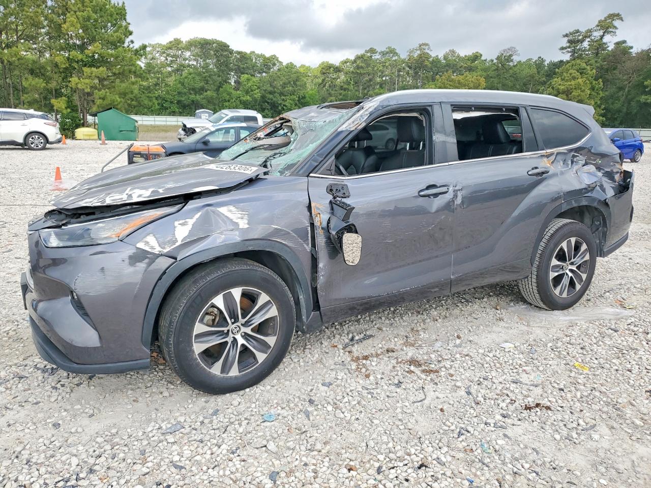 2023 TOYOTA HIGHLANDER